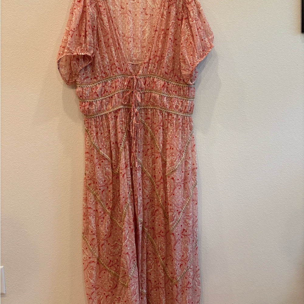 Elegant Pink Floral Duster